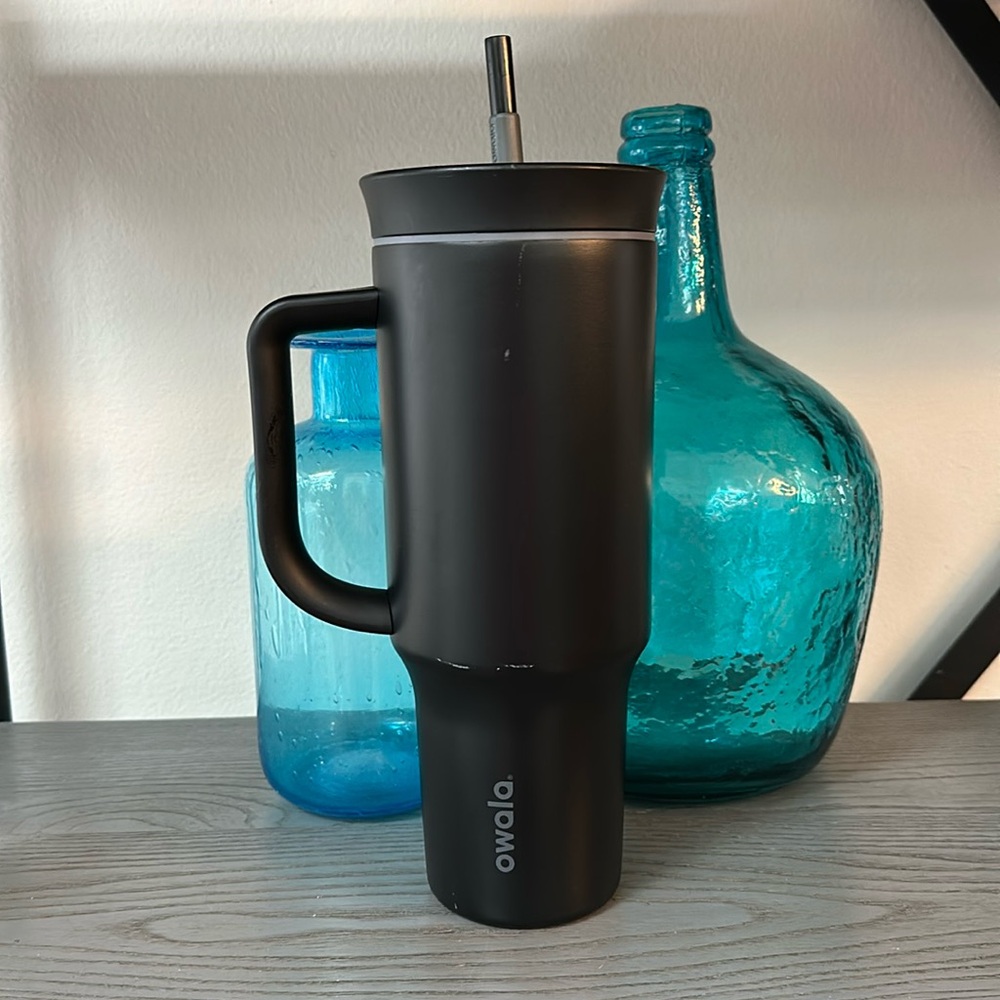 Owala 40oz Tumbler